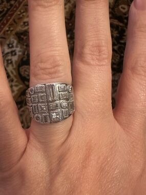 Sterling Silver CZ Stoned Statement Ring Size 8.5